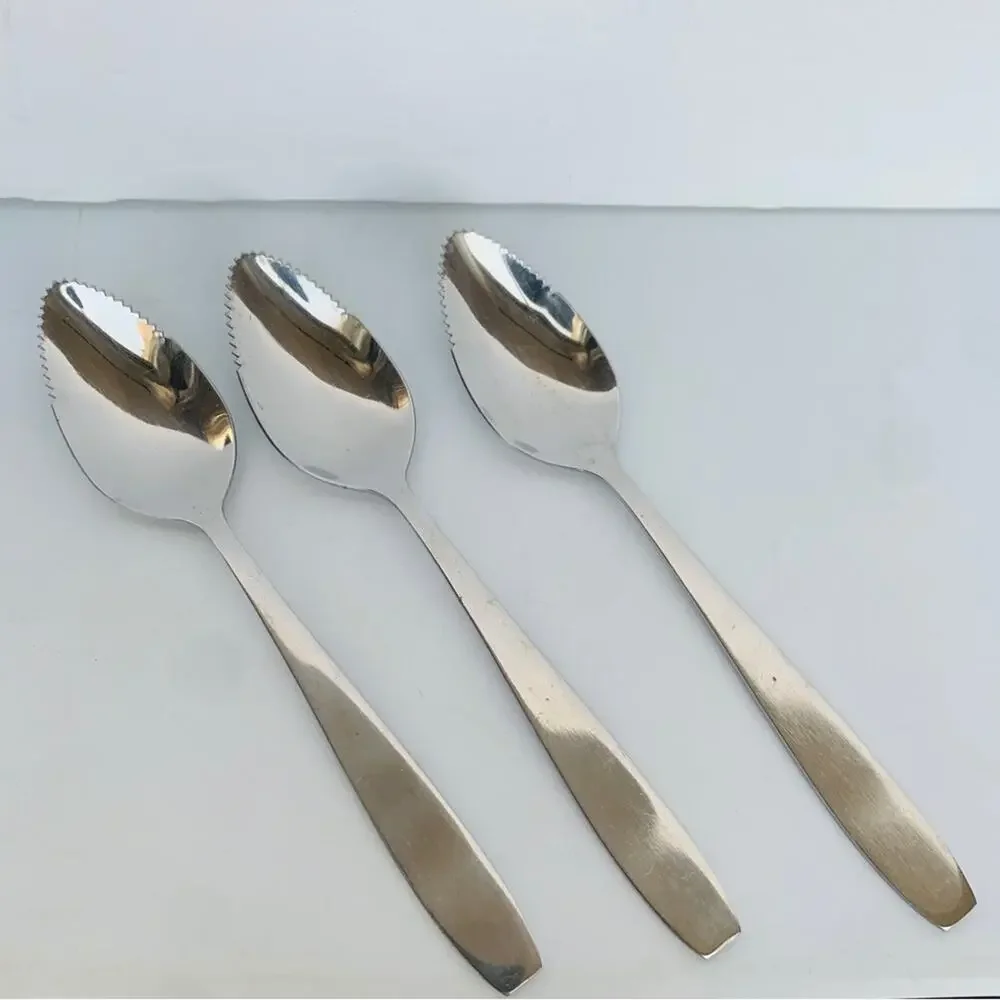 Vintage Grapefruit Spoons Serrated Edges